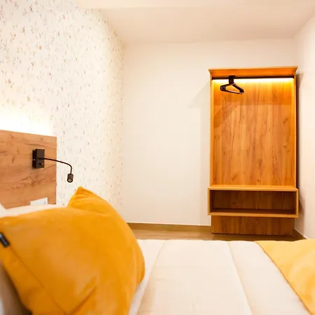 Guest house Restaurante Angel Huelma